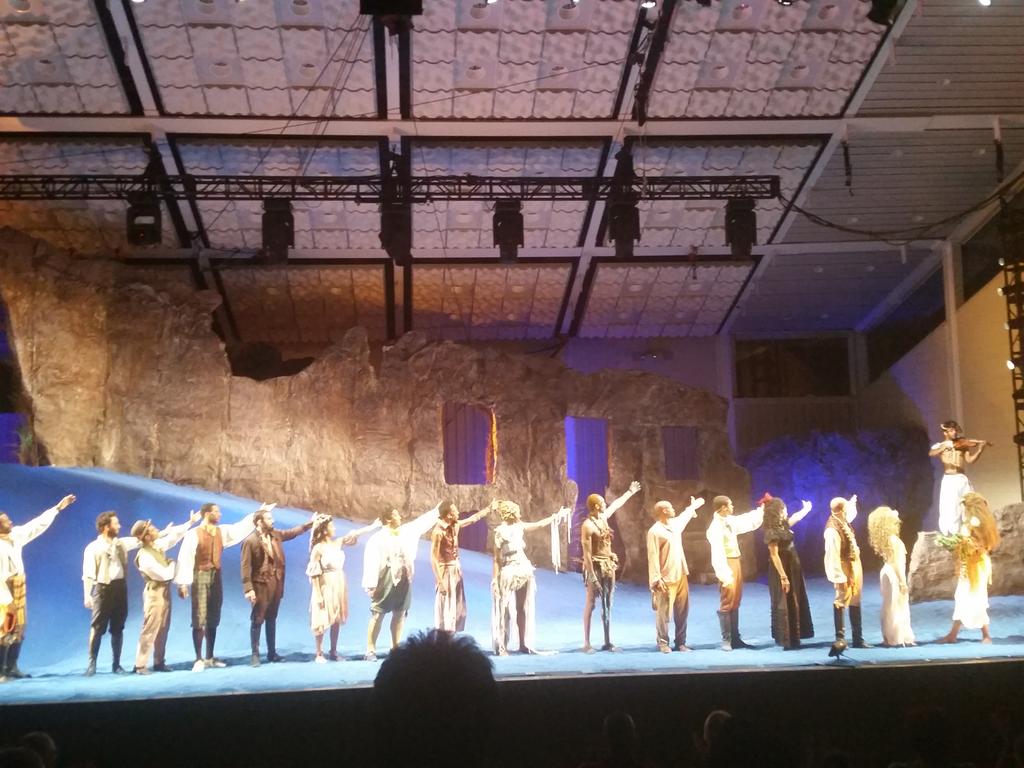 classofhc's tweet photo. Uptown Sunday Night.
Great show from @classicalharlem
Only one week left!
#CTHTempest http://t.co/iE3rqkV4yv