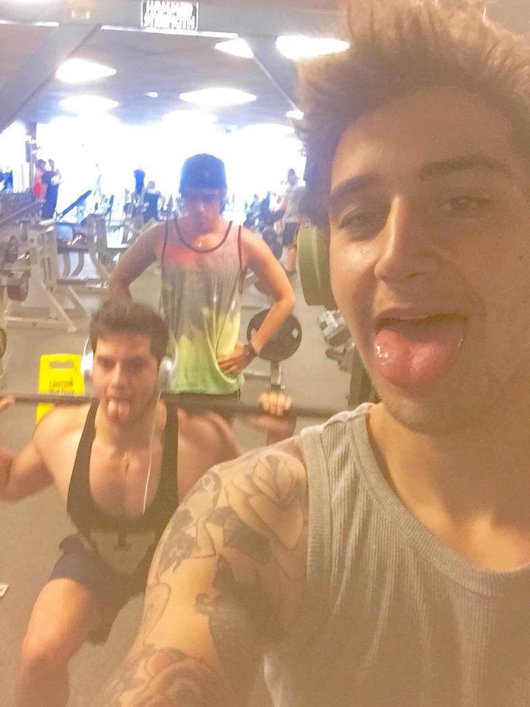 demiatlalaland's tweet photo. @JaiBrooks1 please follow jai you are my fave janoskian #LabourPainSimulator #LabourPainSimulator @JaiBrooks1 http://t.co/aJIyIJC7xh