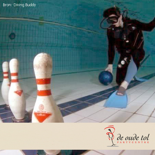 Wauw! Nog iets om te proberen op vakantie, al wordt het wellicht wat moeilijk: onderwater #bowlen! Zou het leuk zijn?