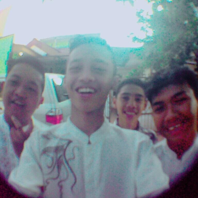 SCKMNgopi's tweet photo. Pasukan gang keras nih haha http://t.co/MWfONIHze1