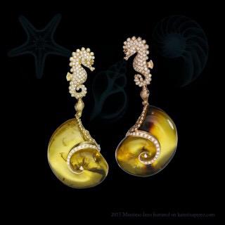 Katerina__Perez's tweet photo. #MassimoIzzo too gets inspired by #seahorses for his #oceaninspired #jewellery design! http://t.co/JbQAwExgWw http://t.co/DO73O218Ax