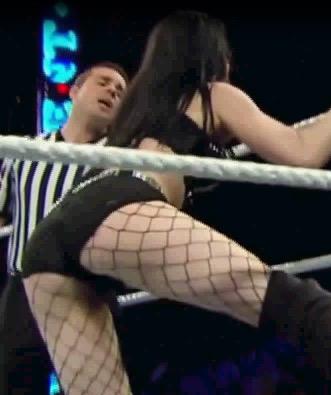 I look Amazingly sexy! #ScreamForMe #PaigesHouse #ThisIsMyHouse #DivaRevolution 💀😏