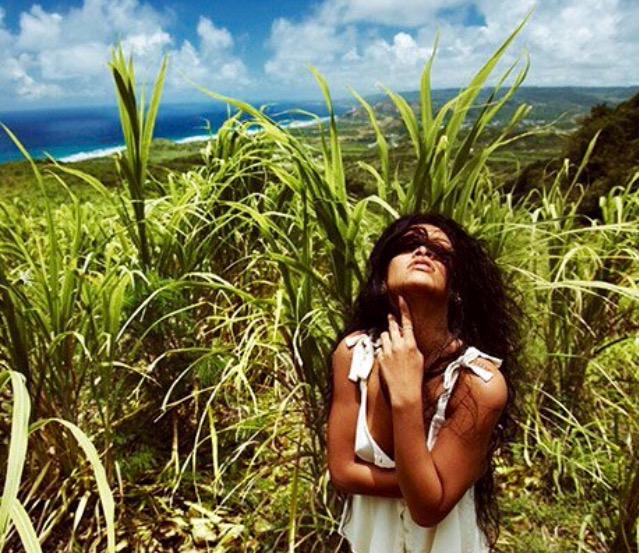 rihannarchive's tweet photo. http://t.co/iM9wBW5FO0