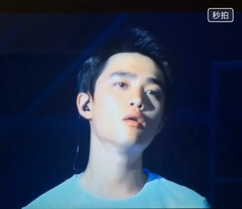 MANDY_DKS's tweet photo. 경수 눈빛 너무 따듯해서 녹아버릴 것만 같아 ㅠㅠ
http://t.co/Yd3eIE9iQ9 http://t.co/QBWy6ZXlOY