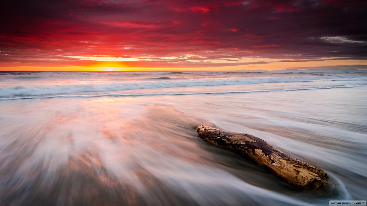 Günün Fotoğrafı/Photo Of The Day
#wallpaper #Kumsal #Deniz #Günbatımı #Sunset #Beach #Sea 
goo.gl/W4JFXT