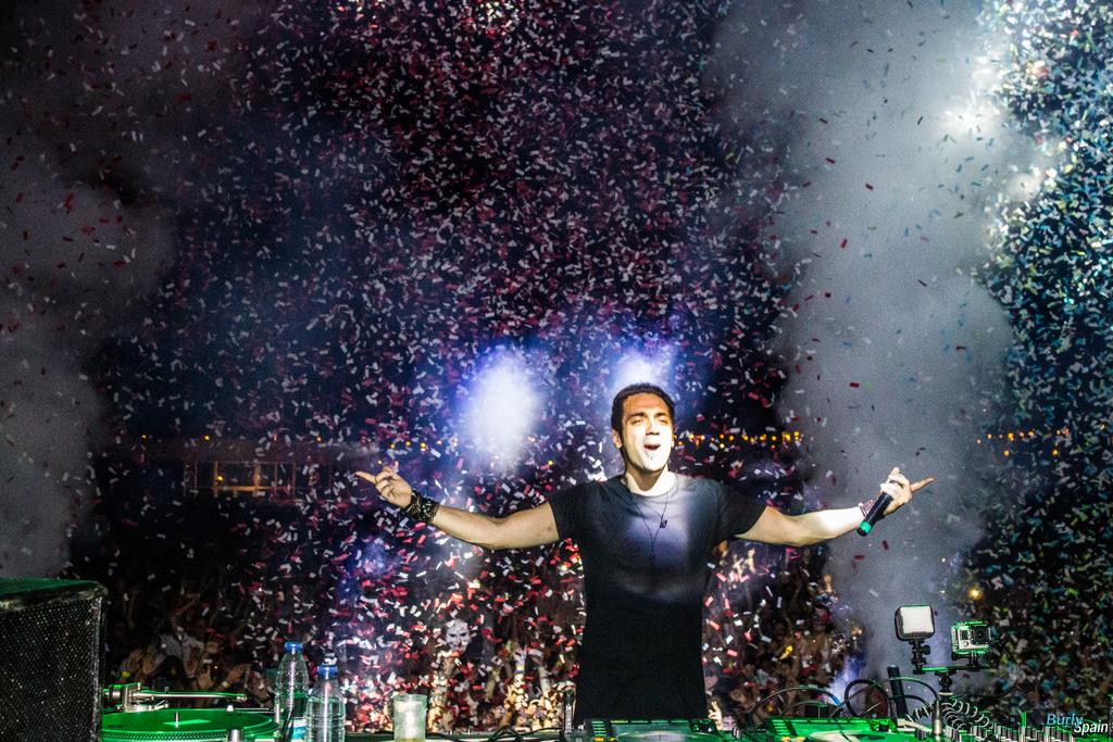 BurlySpain's tweet photo. FantΓ‘stico @UmmetOzcan en #Electromar2015 http://t.co/1OW3YFKEtm