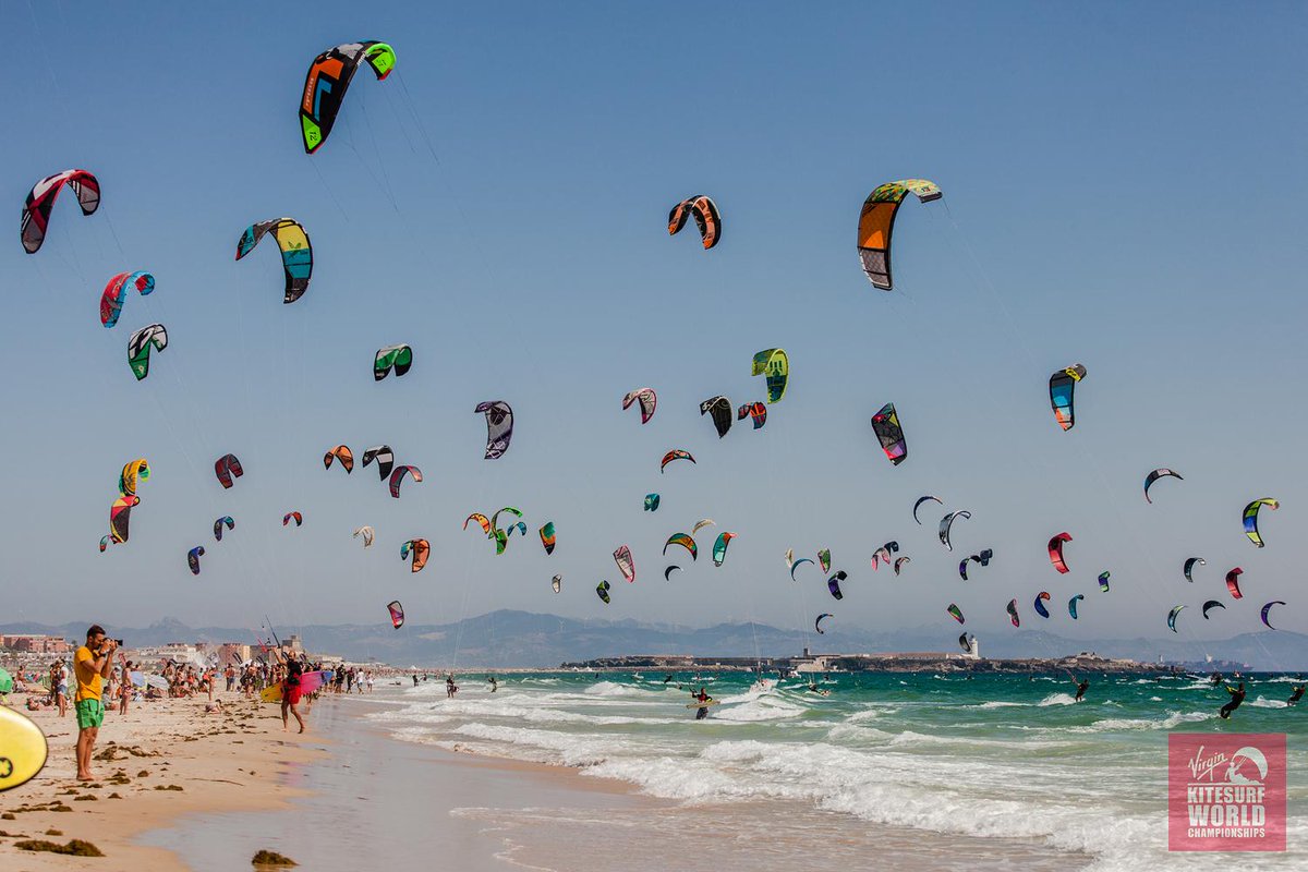 bestprotarifa's tweet photo. Más fotos de la divertida tarde de ayer aquí: https://t.co/8iecHD40RN ¡Gracias a todos! #KiteRecordTarifa #VKWCTarifa http://t.co/9U2FKgVQlZ
