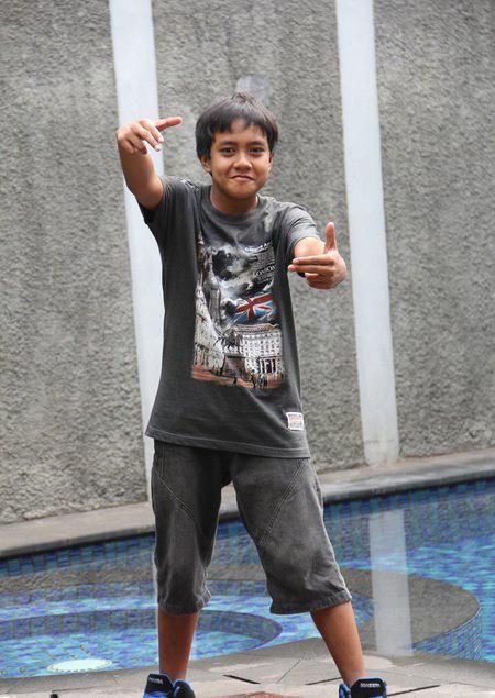 TiaForeverBagas's tweet photo. http://t.co/PLECbNnN5f