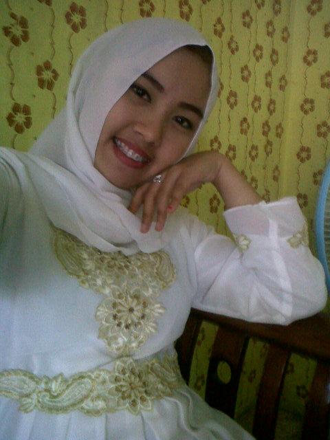 SintaTriAstuti's tweet photo. Minal Aidzin Walfaidzin Mohon Maaf Lahir &amp; Batin :) http://t.co/I7RfiY68dI