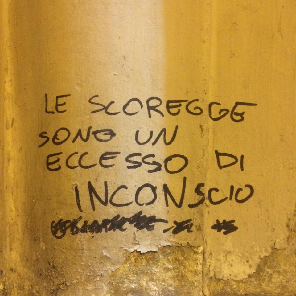 ScriptaLatrinae's tweet photo. #Freud approverebbe. Più #scoregge meno #inconscio #smm15 #psicoanalisi

http://t.co/CcxPSG8Go3 http://t.co/yBNLL8rISV