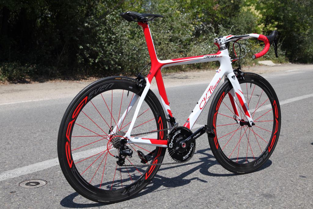 EurosportFrance's tweet photo. ETAPE 16-RT pour tenter de gagner le vélo CKT by Virenque ou le lot du jour @RoisDeLaPedale 13h45 &amp; 17h25 LIVE #lesRP http://t.co/jApcwZd3jK
