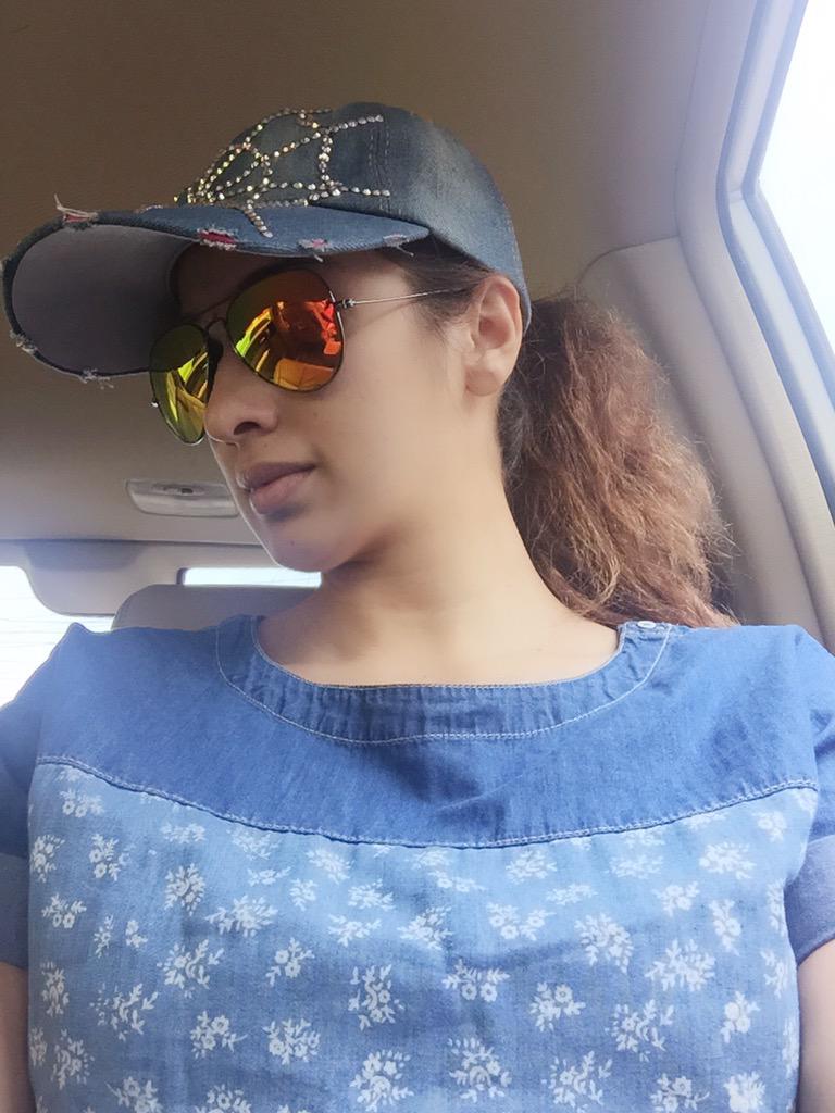 iamlakshmirai's tweet image. Back to the grind 🙈 shooting for #sowkarpettai #song #nighteffect #shoot #gonna be a long day for me #travel #work 😰