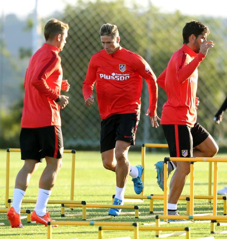 Torres's tweet photo. Gracia a mi amigo @JASIRVENT por las fotos que compartes conmigo cada día. Crack http://t.co/D2JHR7oZNN