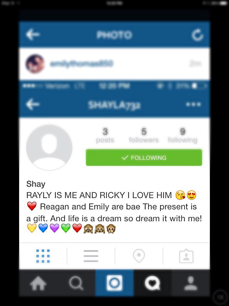 widhbone's tweet image. This is one of my best friends go follow her on Instagram