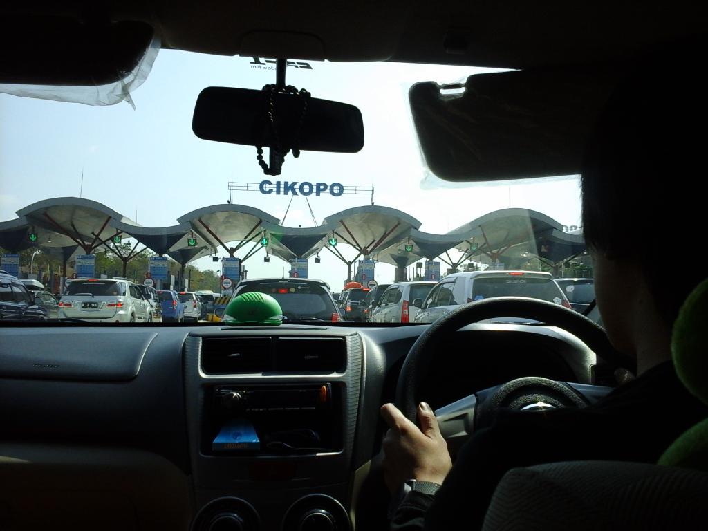 bulejada's tweet photo. Bismillah......pergi selamat,,pulang selamat..😇 http://t.co/bIcdZ6Q5Wd