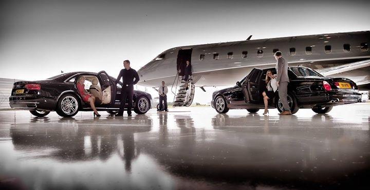 aluxaero's tweet photo. The #Aluxaero #Bespoke #Experience.
#EliteTravelers #FlyPrivate #FlyVIP Anytime Worldwide.
http://t.co/EiaWEOpvny http://t.co/oGm06RFno1