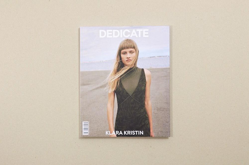 LibraryofArts's tweet photo. Charlie Le Mindu, Études Studio, Django Django.They all are in the new @dedicatemagazine #33> http://t.co/tPSaP9zkkQ http://t.co/h1WcWNYXOz