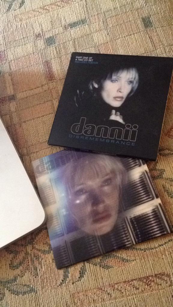 charnicolelucas's tweet image. I found this today! @DanniiMinogue #disrememberance #38daystilGAY #TooExcited 😫💜💙💚