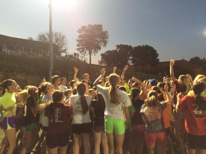 LiveThePaddle's tweet photo. Ready for the start to a new week at Loras All Sports Camp #LASC2015 #BestWeekofSummer http://t.co/IMqKBHAftx