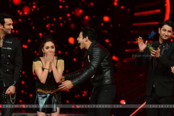 AmulyaK3's tweet photo. At last the most awaited moment arrived @StarPlus nd so happy with the results @himmanshoo 😍  😊 http://t.co/XDd6ydpX0a