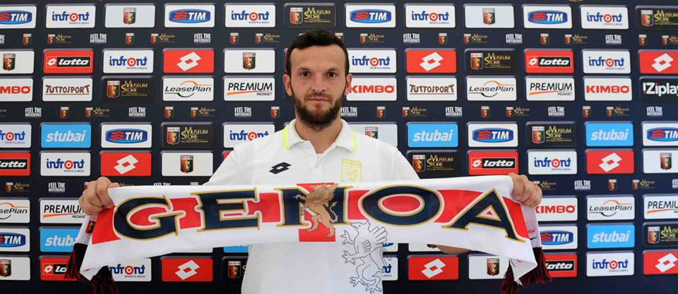 HO_SOCCER's tweet photo. Samir Ujkani is new goalkeeper GENOA CFC.Good luck in your new team
#hosoccer #calcio #seriea @GenoaCFC @SamirUjkani http://t.co/B8VxzqXqma