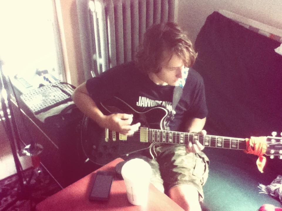 MacStatic19's tweet photo. Recording with @TheAnneHamilton some scratch tracks for #sleepallsummer http://t.co/48EKN2IHIb