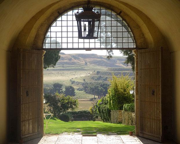 LuxuryTAmag's tweet image. #BlueParallel is adding #Sicily and the #AeolianIslands to its itinerary. Take a look.  ow.ly/PPZdL