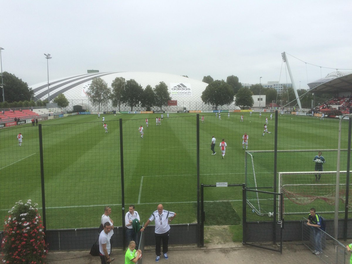 Suriprofs tweet media