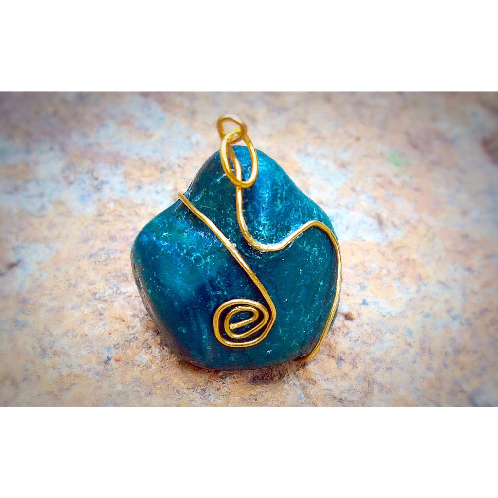oz_lester's tweet photo. New colletion #beoriginal #ozlester #pendent. I really love to create beauty http://t.co/BOmHhC05BB