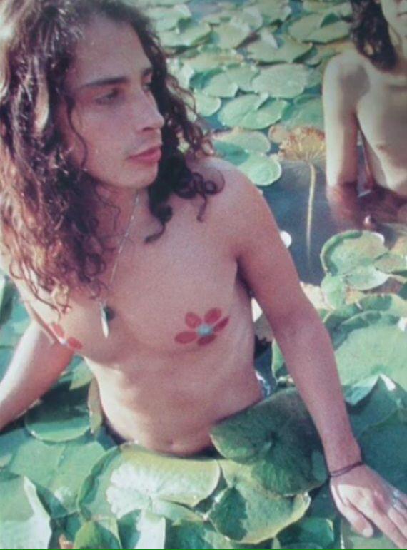 Happy birthday Chris Cornell! was & still is hot    