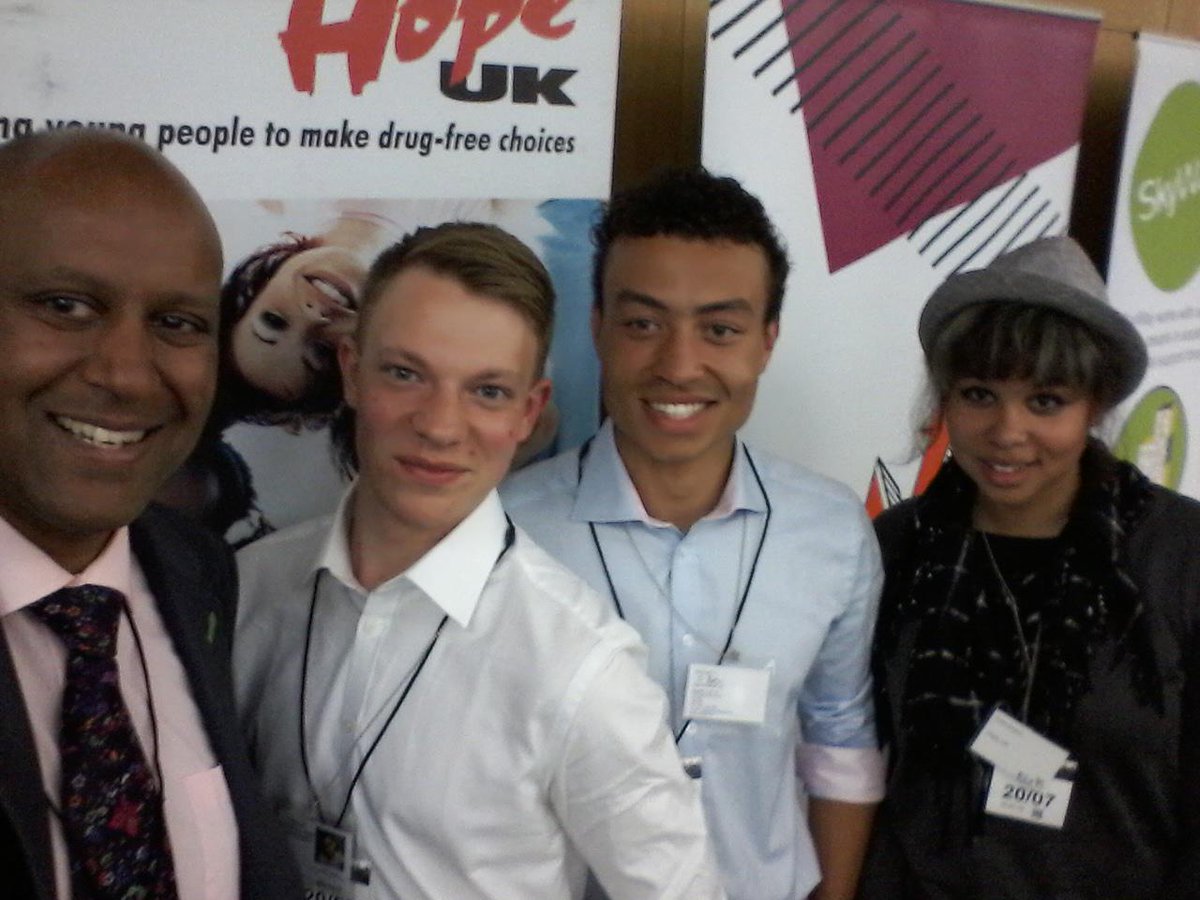 ShahrarAli's tweet photo. @NCVYS @HopeukUK @Jonny_Brighton http://t.co/21WIMxtwWY