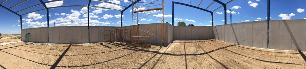 Mendesa_avila's tweet photo. Fotografía #perspectiva del interior #nave que estamos construyendo @Mendesa_avila http://t.co/FlbLZ0g9wK