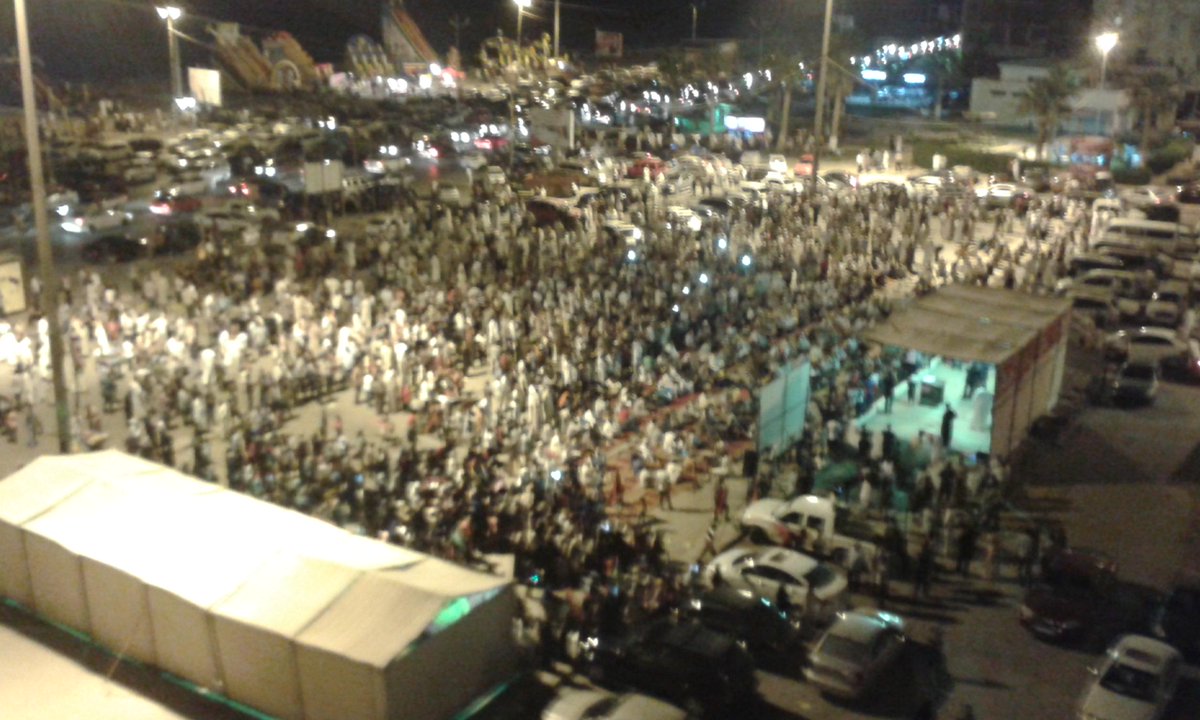 balabarod's tweet photo. الله الله ساحة الحريه تجمع للاحرار الرافضين لعملية الندامه
#بنغازي http://t.co/9M7mCifZCA