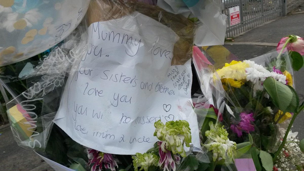 RichGuttridge's tweet photo. Dozens of tributes have been left at the site where Suhail Yousaf, 18, died in a motorbike crash in Smethwick http://t.co/R4UrC0HZSk