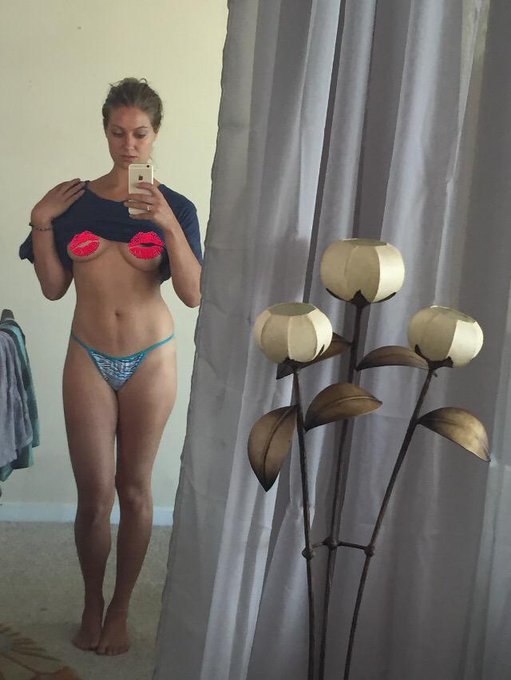 Happy #mirrormonday #goodmorning http://t.co/2KOQOKbbOs<a href="/tag/mirrormonday"class="tags">#mirrormonday</a><a href="/tag/goodmorning"class="tags">#goodmorning</a>