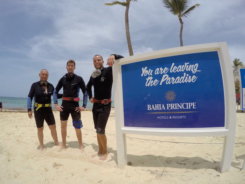 scubaquatic's tweet photo. We are living the Paradise!!
At @BahiaPrincipe 
#diving #PuntaCana #DominicanRepublic http://t.co/AGkETmfb2w
