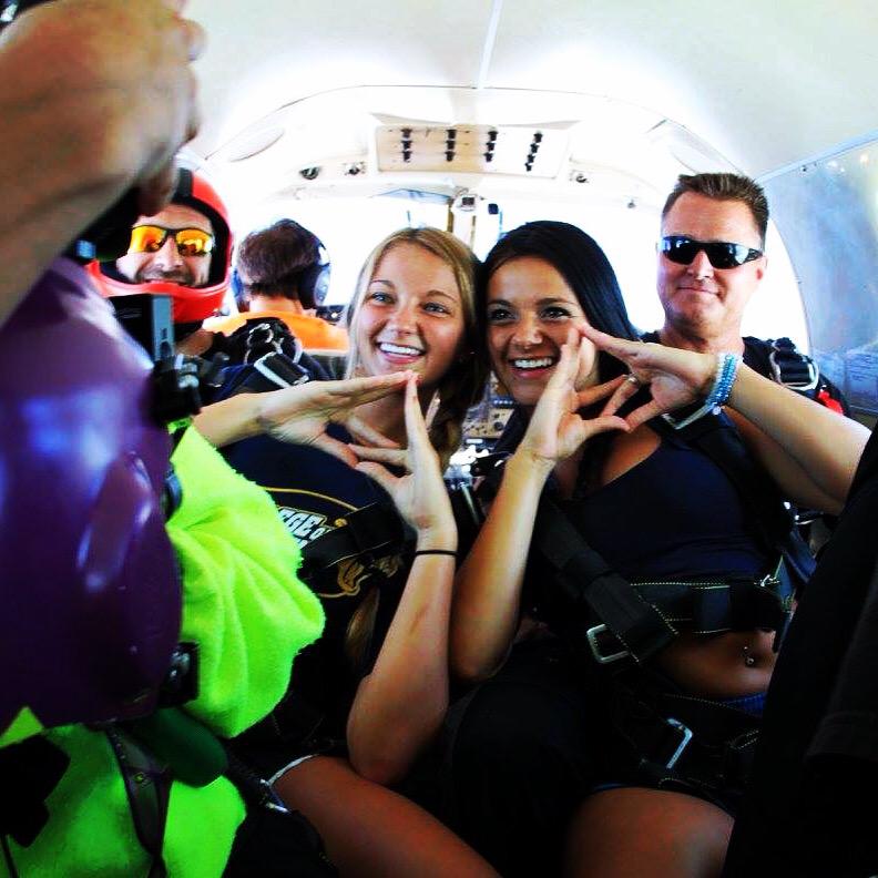 whose a better person to jump out of a plane with than your sister?? ✈️