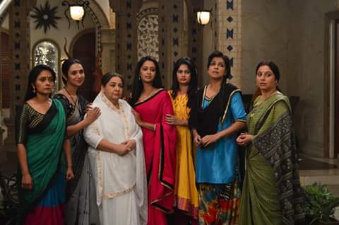 Credit : Kanchan Ma'am #SatrangiSasural @ZeeTV @Mugdha024 @resham_tipnis @bhavanabalsaver @SachdevSonali