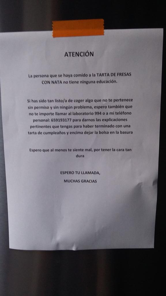 teeiilor25's tweet photo. Un dia normal en el comedor del laboratorio... http://t.co/G1IKoOQxdk