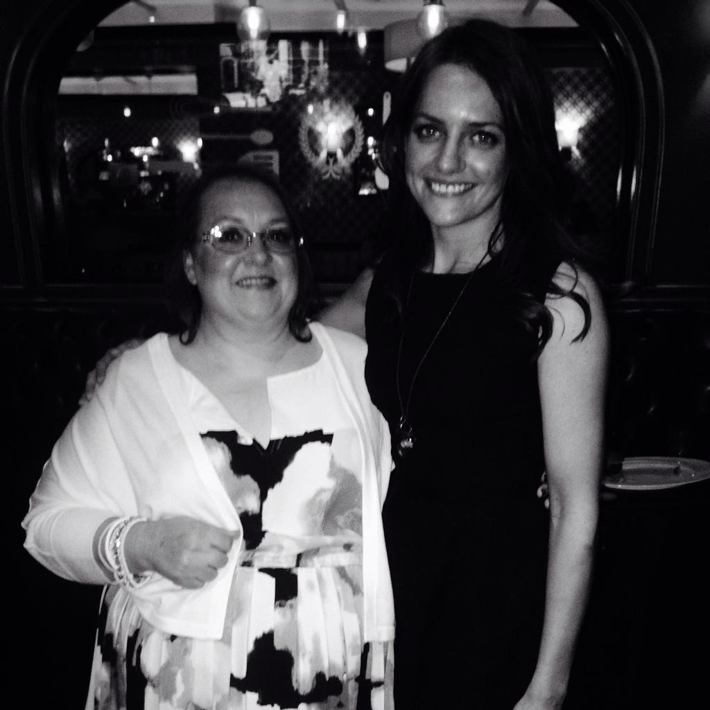kate__stoltz's tweet photo. Mary looked incredible last night after her makeover. Which was your favorite look? #ReturnToAmish http://t.co/awb8NGRPEP