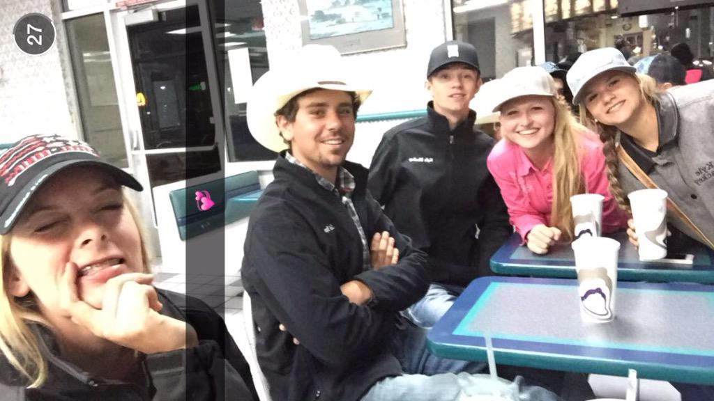 laurenrunyonn's tweet photo. already miss u guys😫😭 @LukeDean00 @BraydenCorzatt @kylemackey8 @jaredjarviswb @BaileyKnepper @tara_spatz @Caleb_Bope http://t.co/fgmPN80JUi
