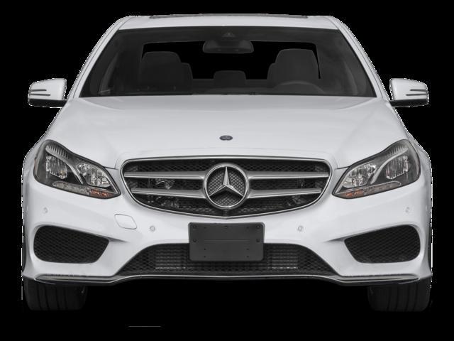 Sy_Chutraree's tweet photo. มันใช่ใช่ไหมสิก้า E250 BlueTEC 2015 
#ความบอสเจ #JessicaJung http://t.co/Wkx4oZq9jC