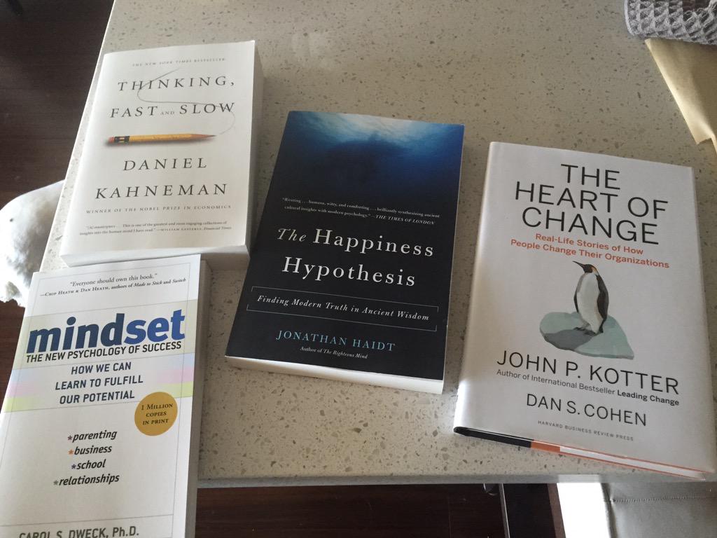 JuliannePMP's tweet photo. Receiving my order of new books always makes me so #happy. #leadership #leadershipdevelopment #ChangeManagement http://t.co/tyTigPLvWc