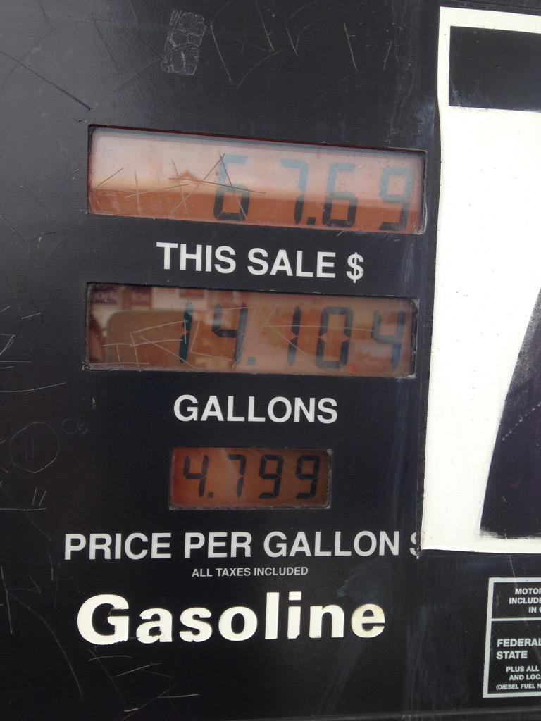 MinaThorne's tweet photo. Filling up my gas tank is expensive #highendcar http://t.co/vxeGnzjbgw