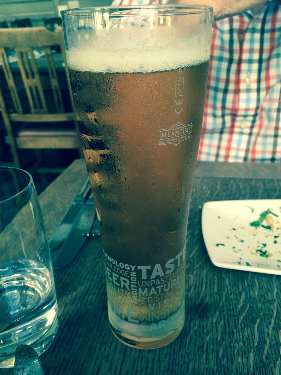 RobbieVincent's tweet photo. Okay I know it's a little early but I deserve it! #LondonLager #ThomasCubitt #London http://t.co/TPBtWrWQ2D
