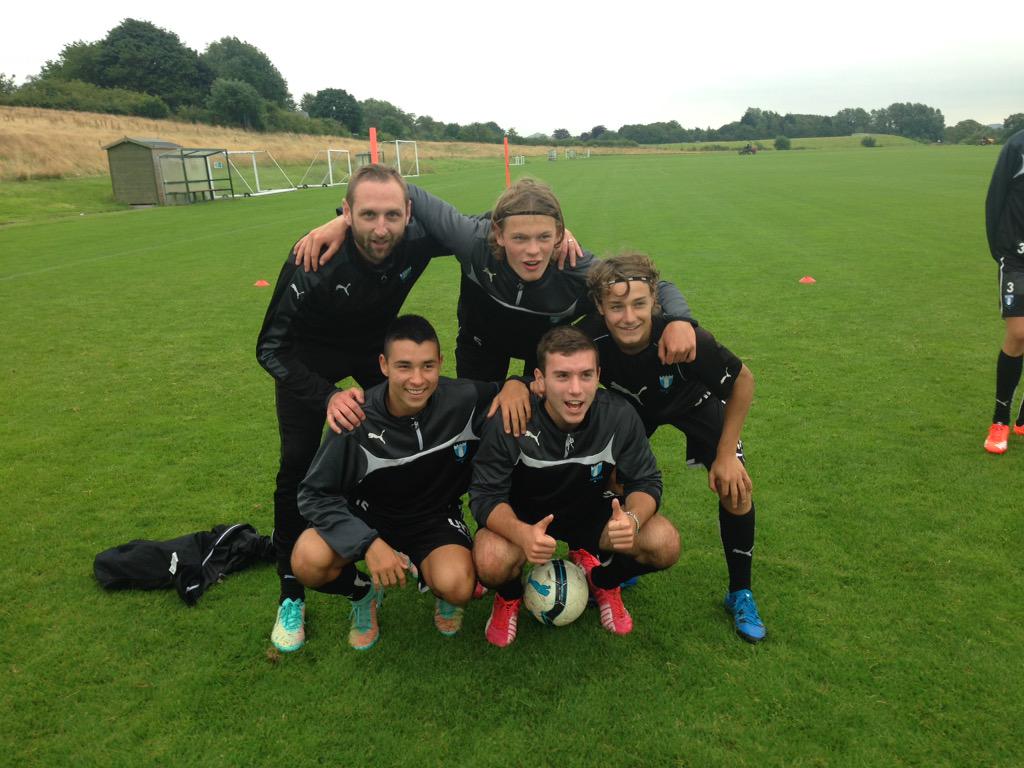CompleteSportsS's tweet photo. The winners of the football tennis! #managersteam http://t.co/zz14YpPbFH