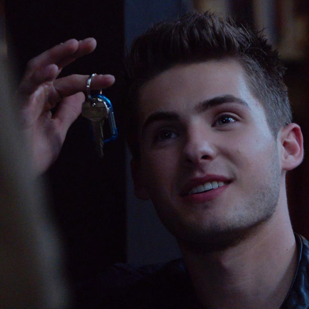 ReallyCody's tweet photo. Let's take a ride tonight. @MTVteenwolf 10pm. http://t.co/W5qEGZZUz1