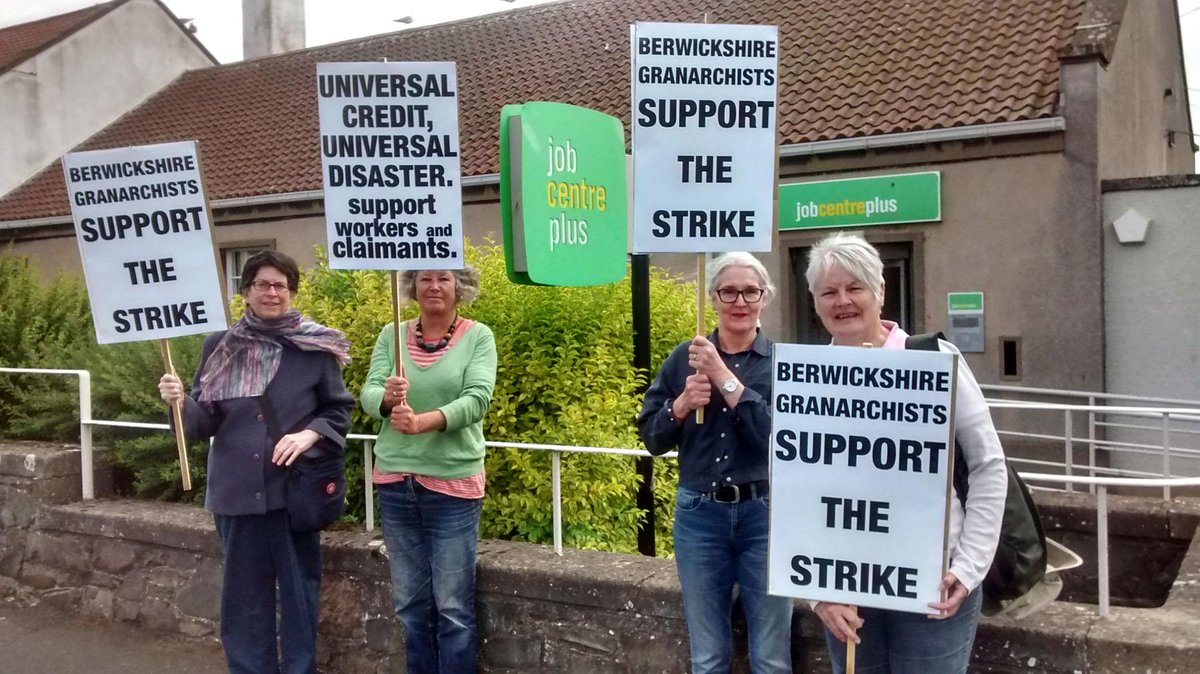 Granarchist3's tweet photo. Eyemouth today. "Unity is Strength. Worker side by side with worker, with claimants, with homeless people, (1 of 2) http://t.co/wu1qMxQwFp