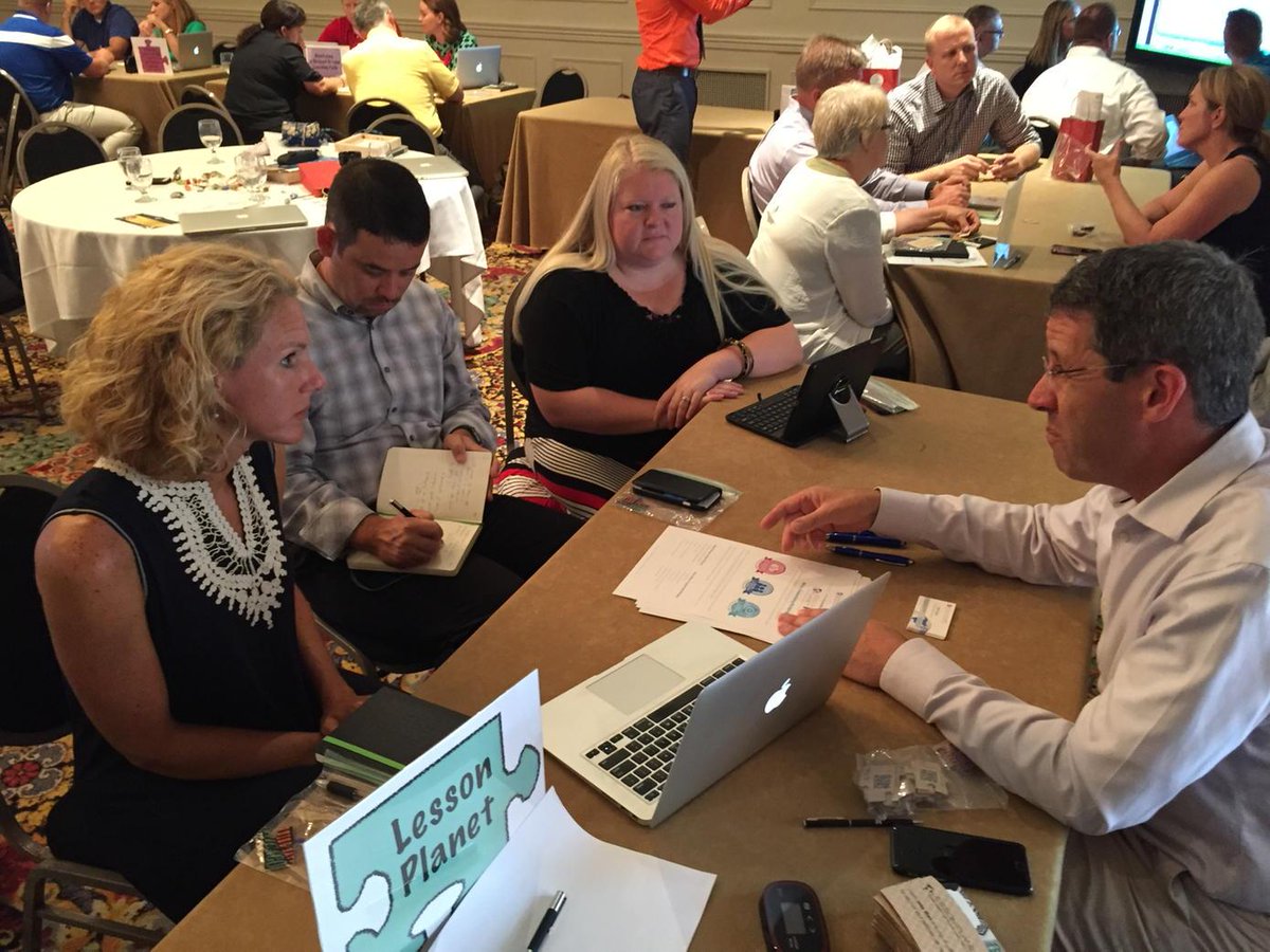 Scothutch's tweet photo. #LIO15 Learning with Rich Dixon #lessonplanet http://t.co/svOynEu2rK