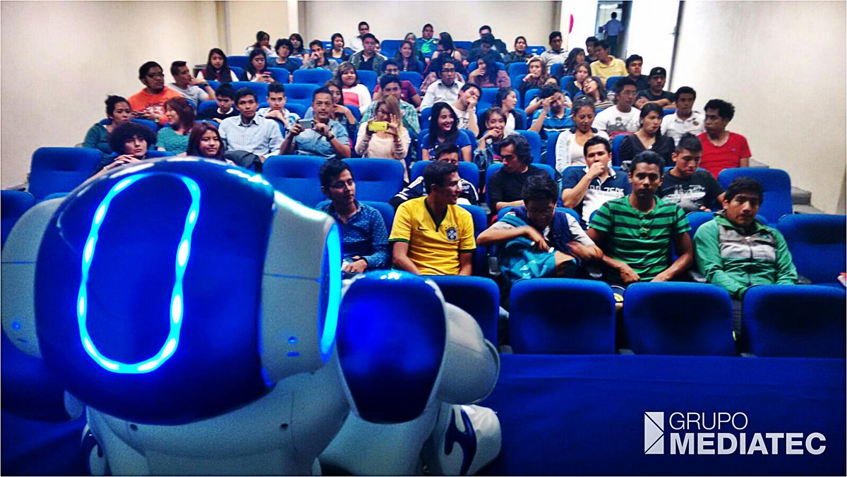 Grupo_Mediatec's tweet image. #RobotNAO presente en la @Umetropoli &quot;Jornada de Aplicaciones Informáticas&quot; #TourNAO hubs.ly/y0_sfj0